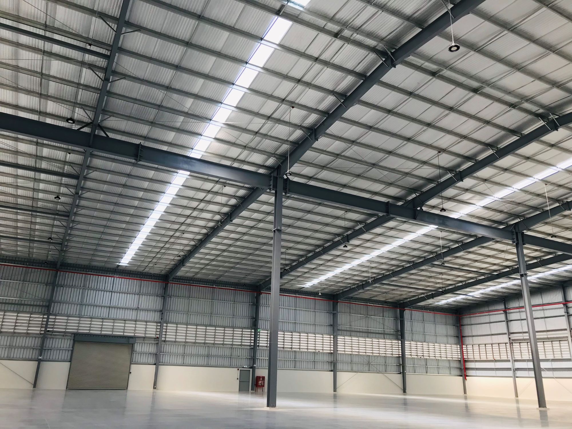 Xây dựng nhà xưởng khung thép có cầu trục - 3 điều cần lưu ý